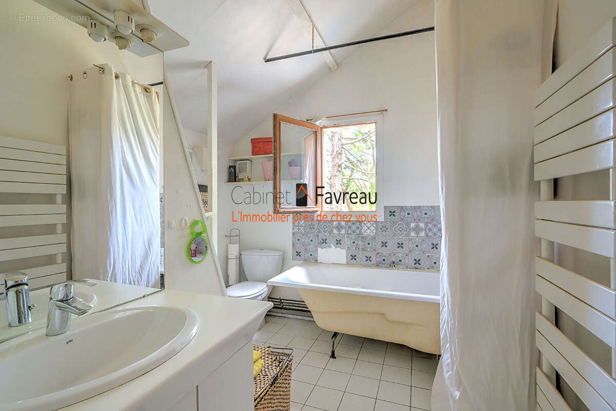 Maison à L&#039;HAY-LES-ROSES