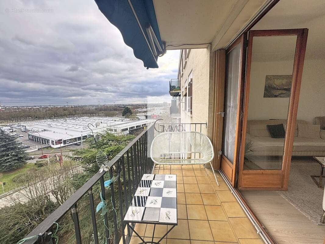 Appartement 67 m² à Fresnes  - photo 2