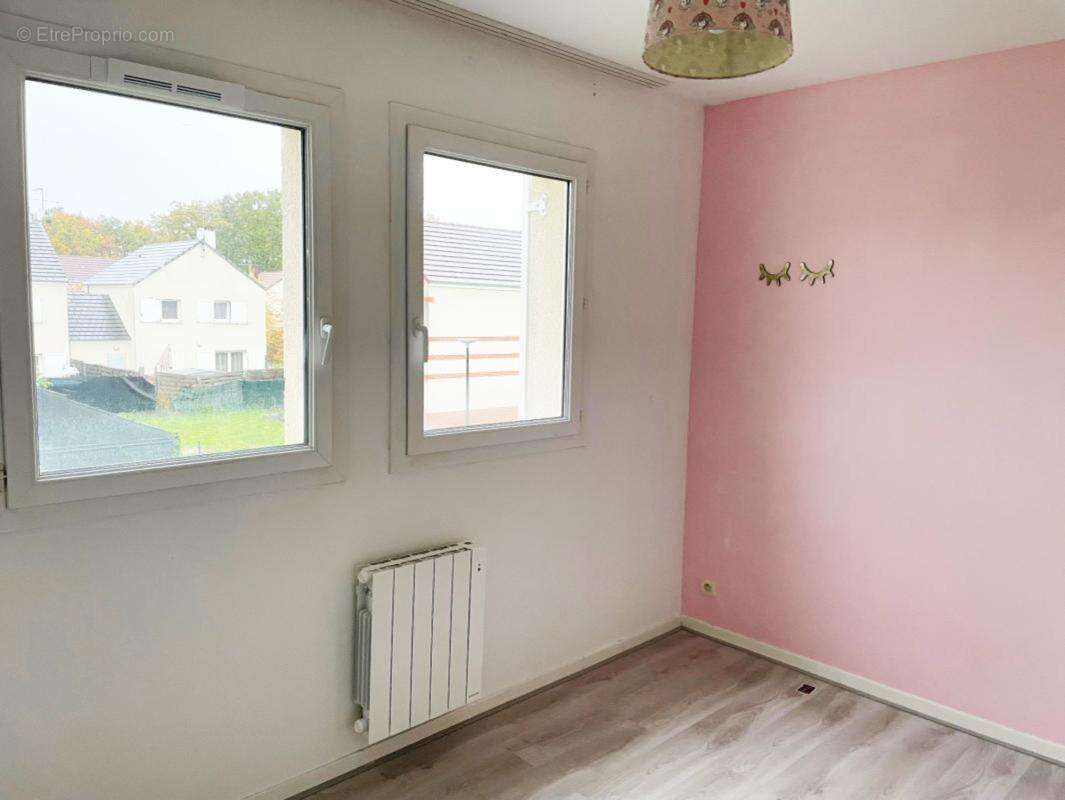 Maison à VILLEMANDEUR