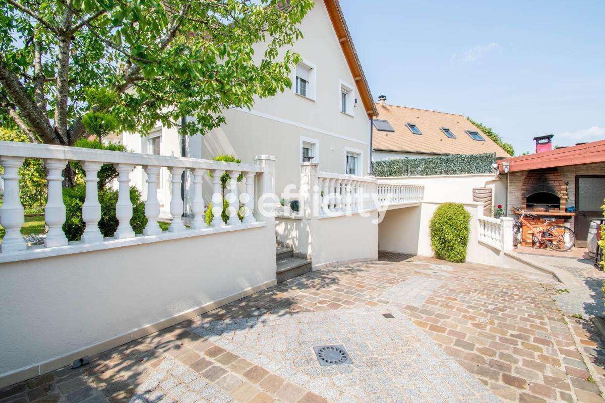 Maison à VIGNEUX-SUR-SEINE