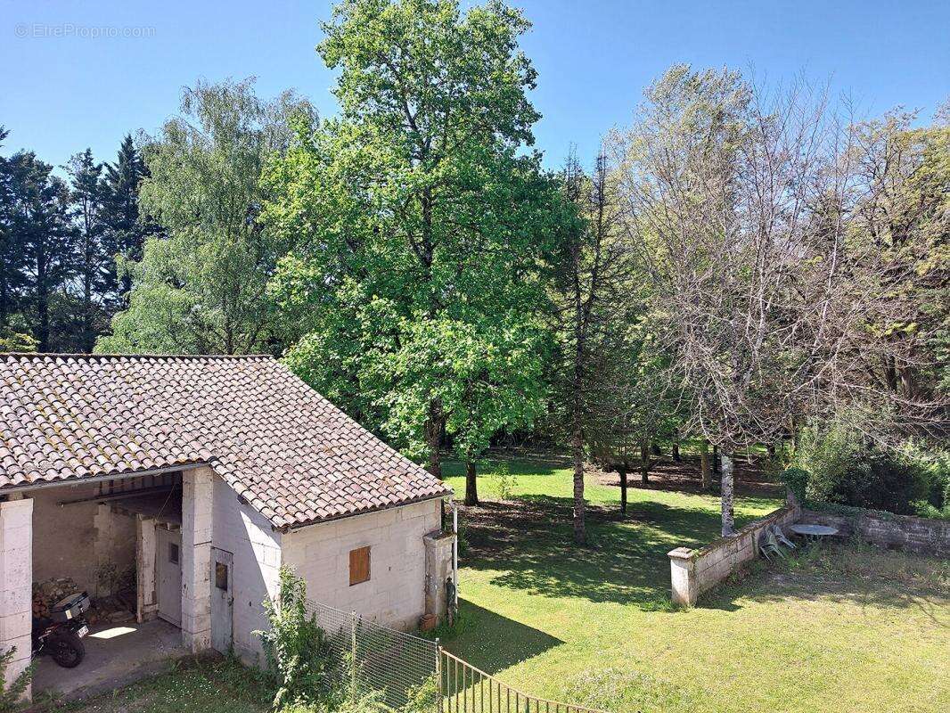 Maison à SAINT-ASTIER