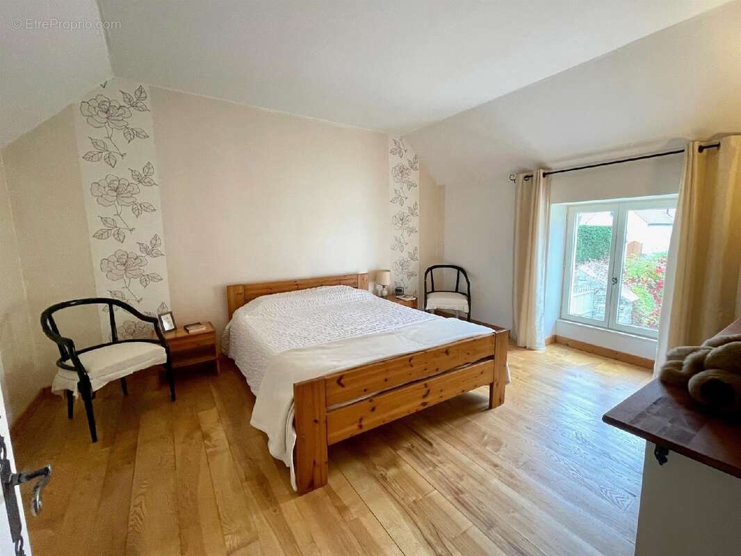 Maison à MILLY-LA-FORET