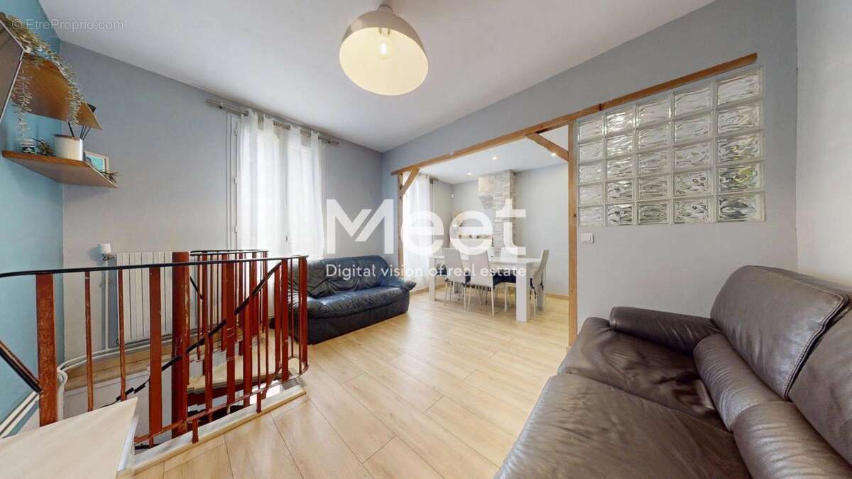 Appartement à IVRY-SUR-SEINE