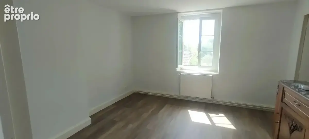 Belle maison avec grandes dépendances et terrain - photo 9