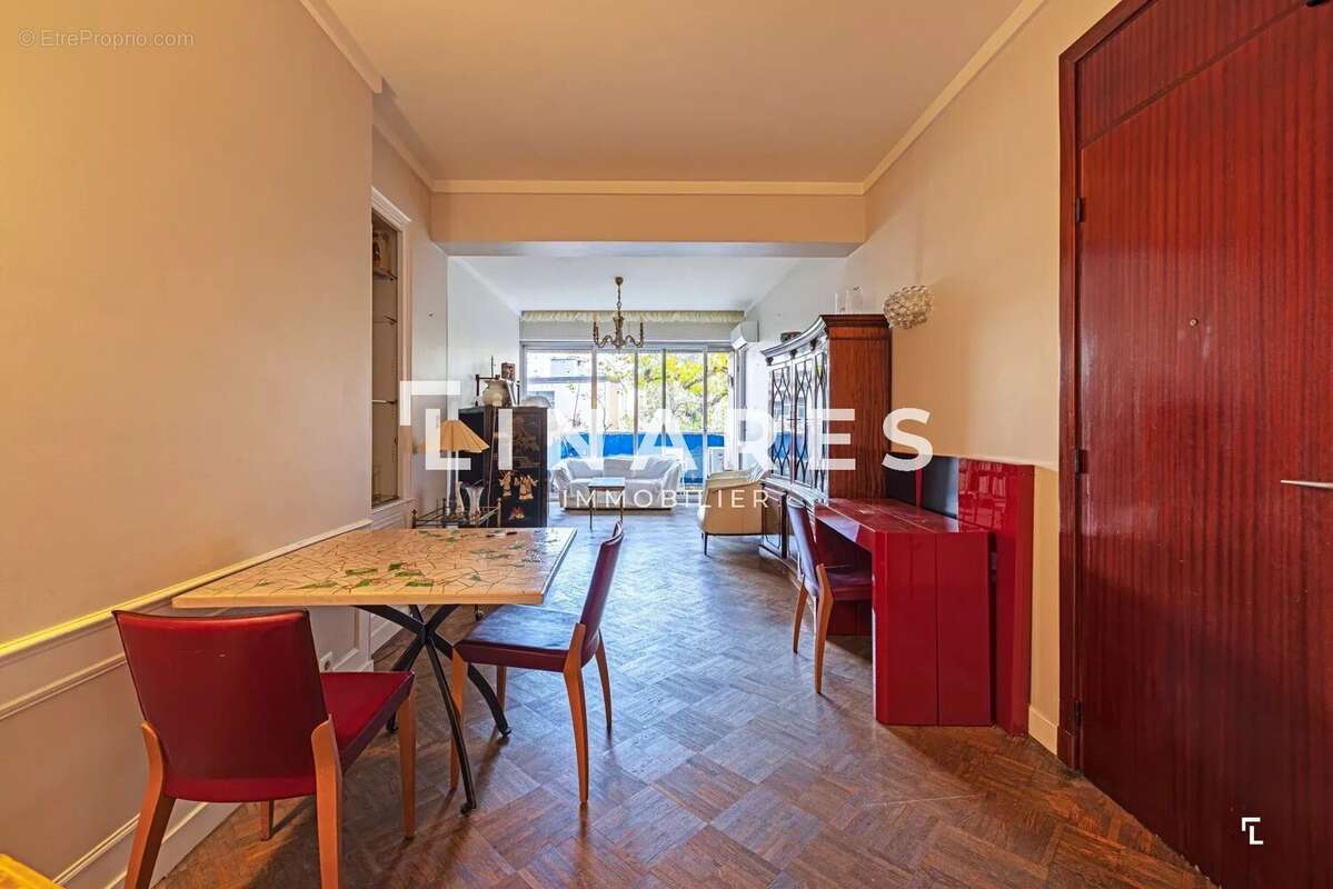 Commerce à MARSEILLE-8E