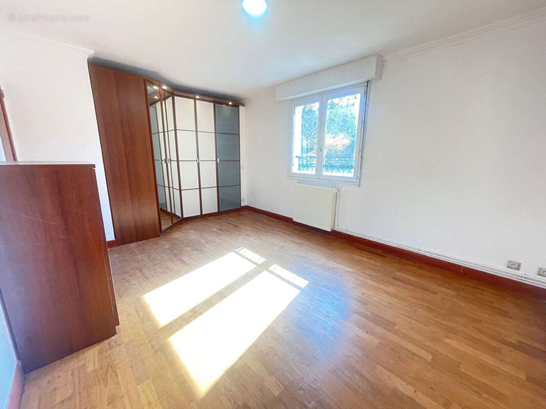 Appartement à RONQUEROLLES