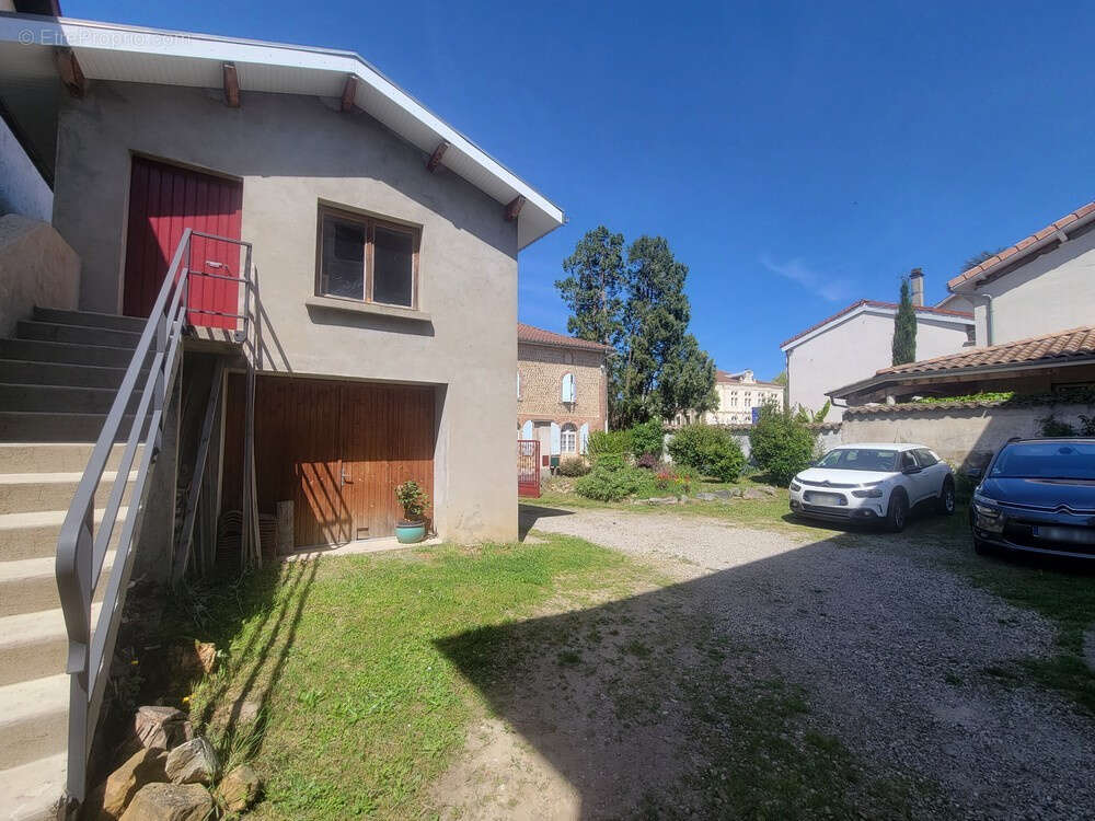 Maison à SAINT-SORLIN-EN-VALLOIRE