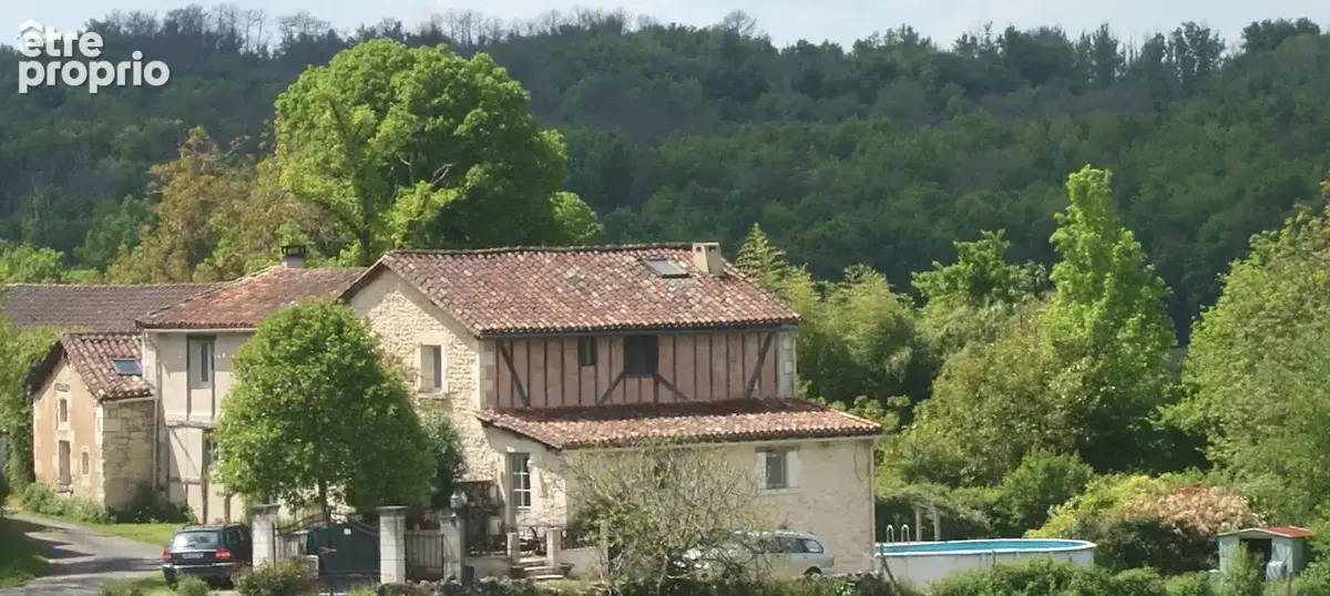 2 maisons en pierre renovée au calme, avec atelier sur terrain d'environ 1500m2 - photo 39