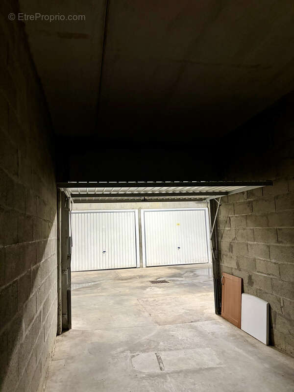 Parking à ANGLET