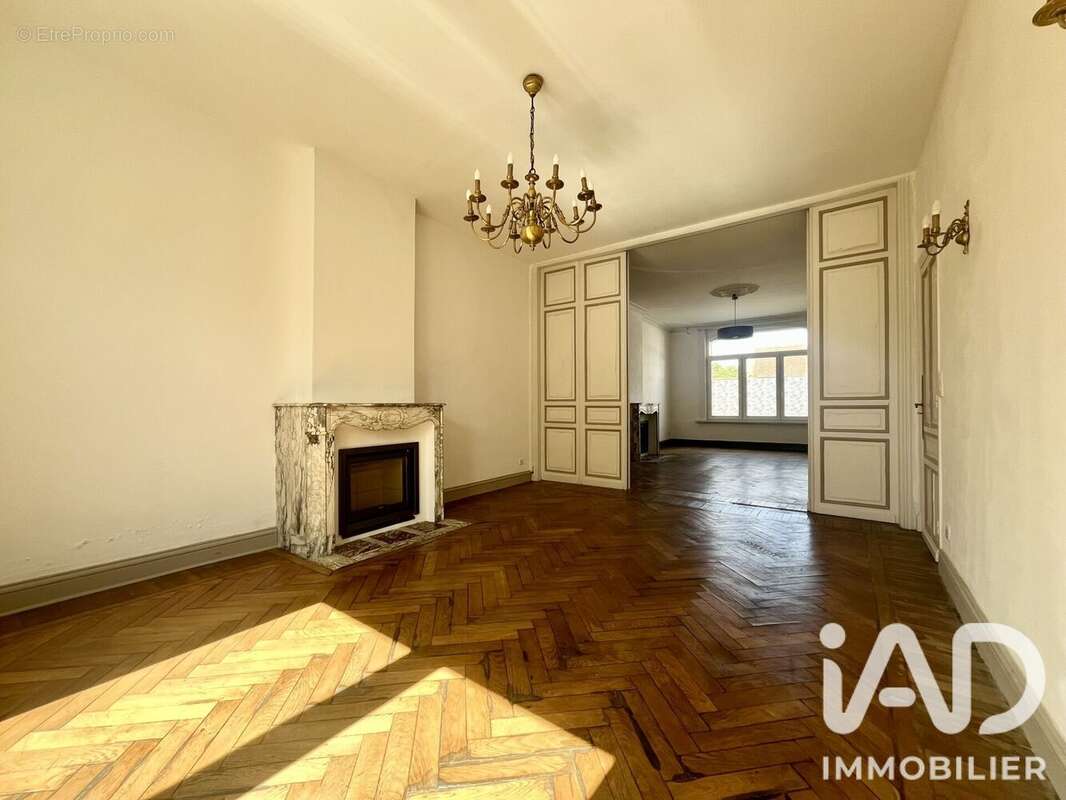 Maison 215 m² à Somain  - photo 2