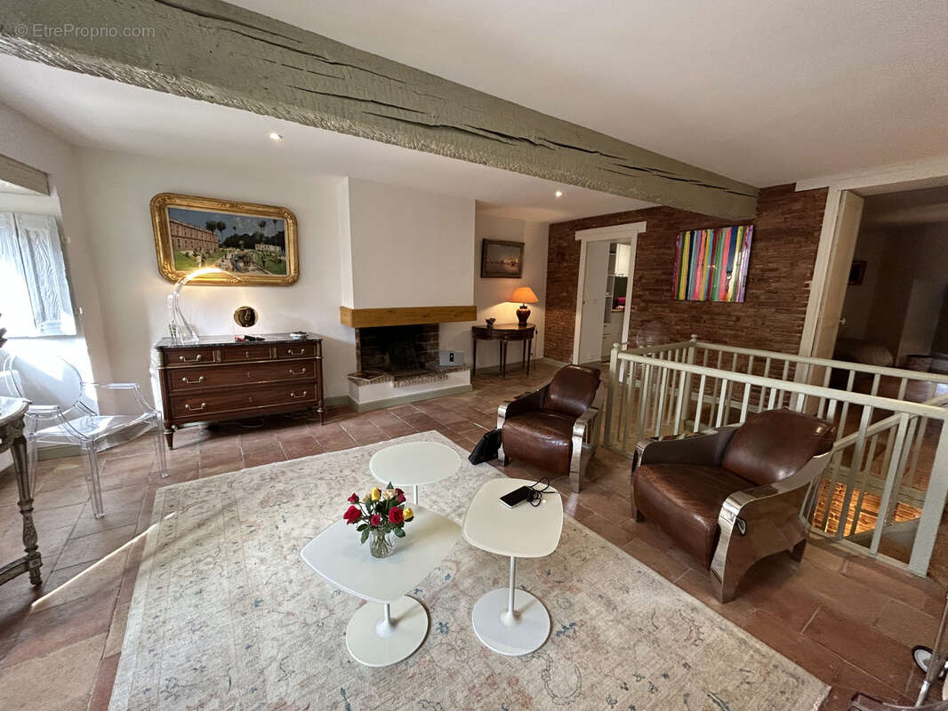 APPARTEMENT T2 DE 66m2 en loi carrez - photo 2