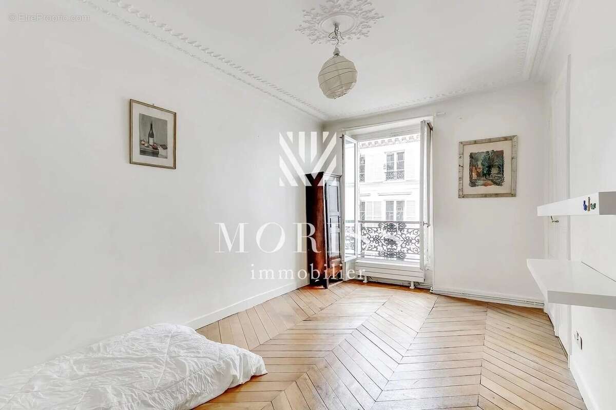 Appartement à PARIS-11E