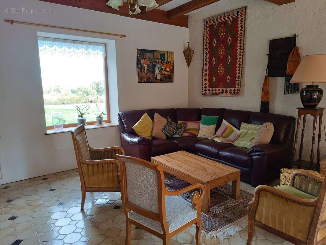 Maison à MONT-SAINT-VINCENT