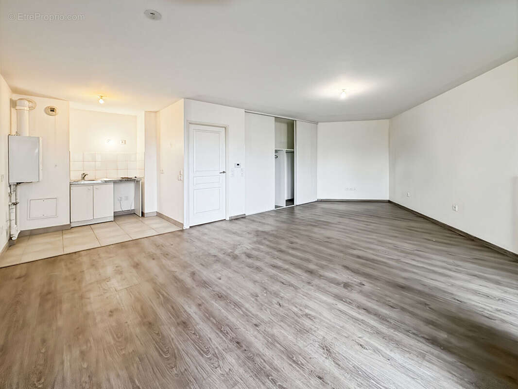 Appartement à LE RAINCY