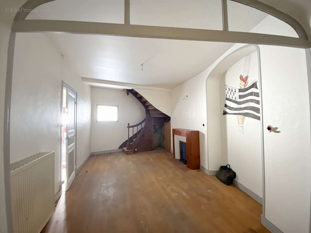 Appartement à CHATEAUNEUF-SUR-CHARENTE