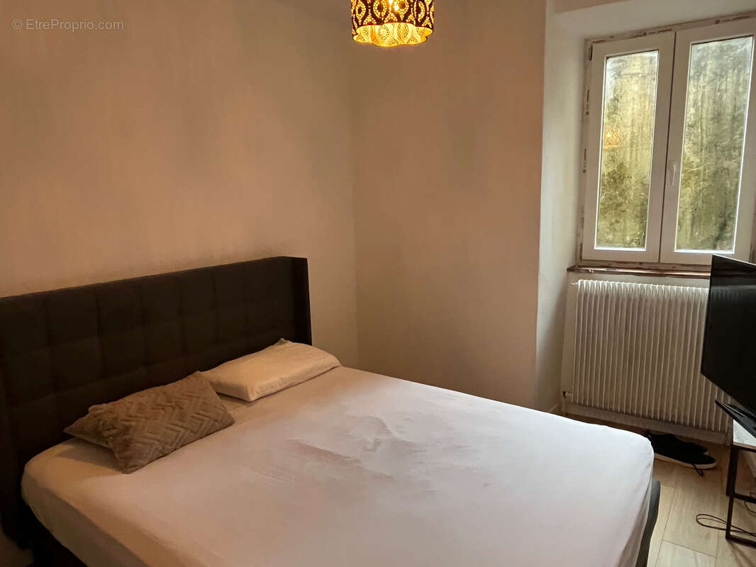 Maison à COUSSAC-BONNEVAL