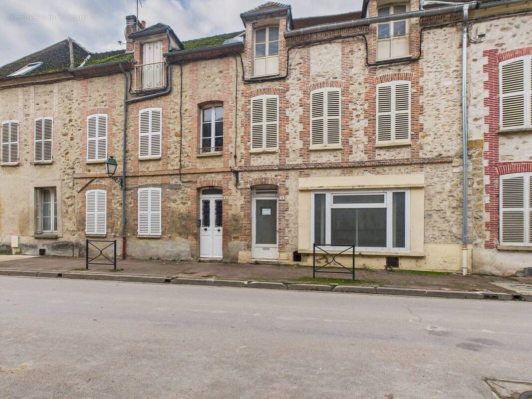 Maison à PONT-SUR-SEINE