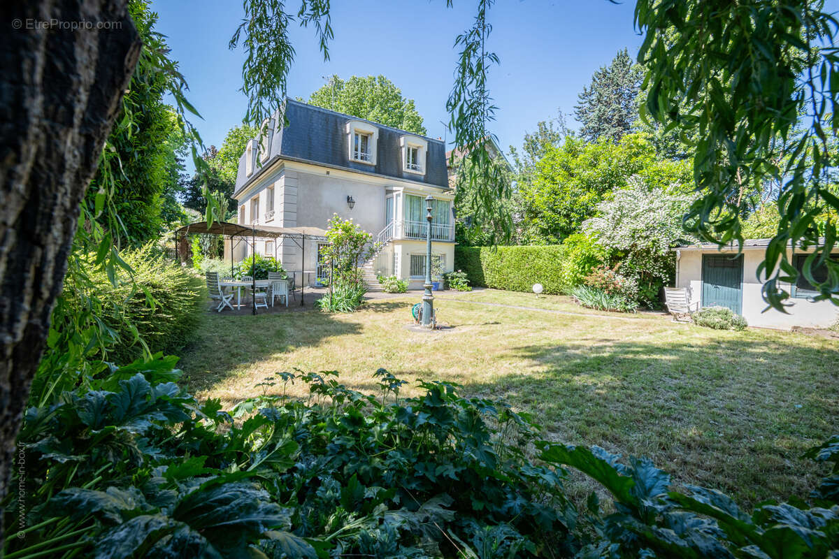 Maison à JOINVILLE-LE-PONT