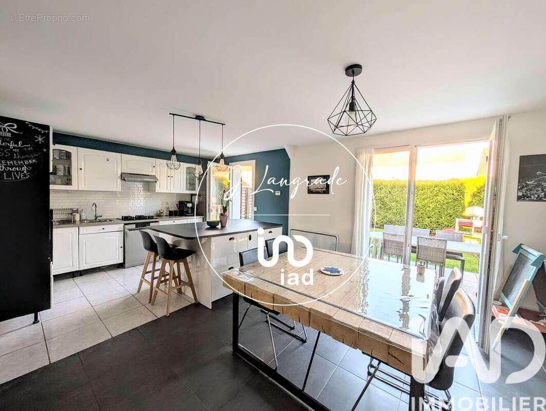 Photo 2 - Maison à VAUREAL