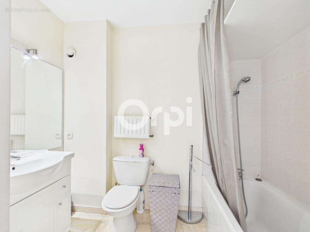 Appartement à MANDELIEU-LA-NAPOULE