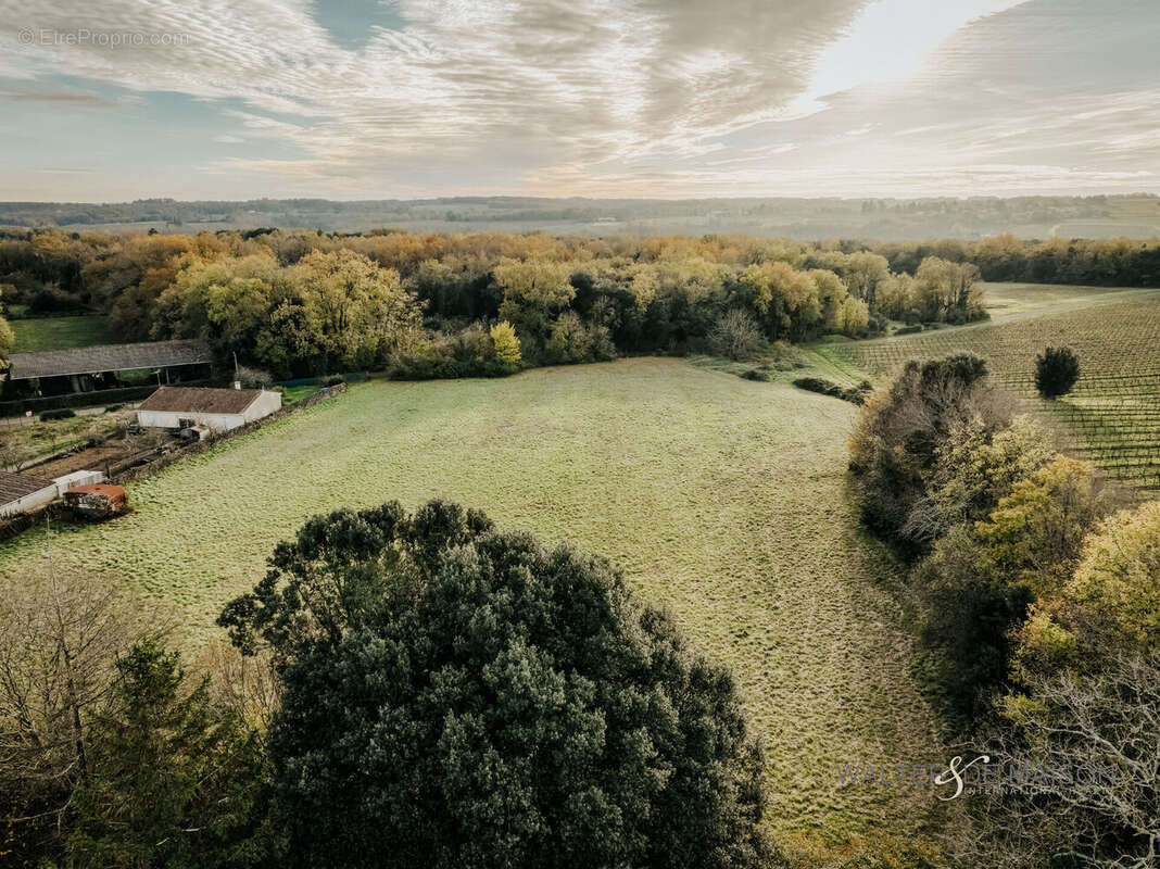 Maison à CHERVES-RICHEMONT
