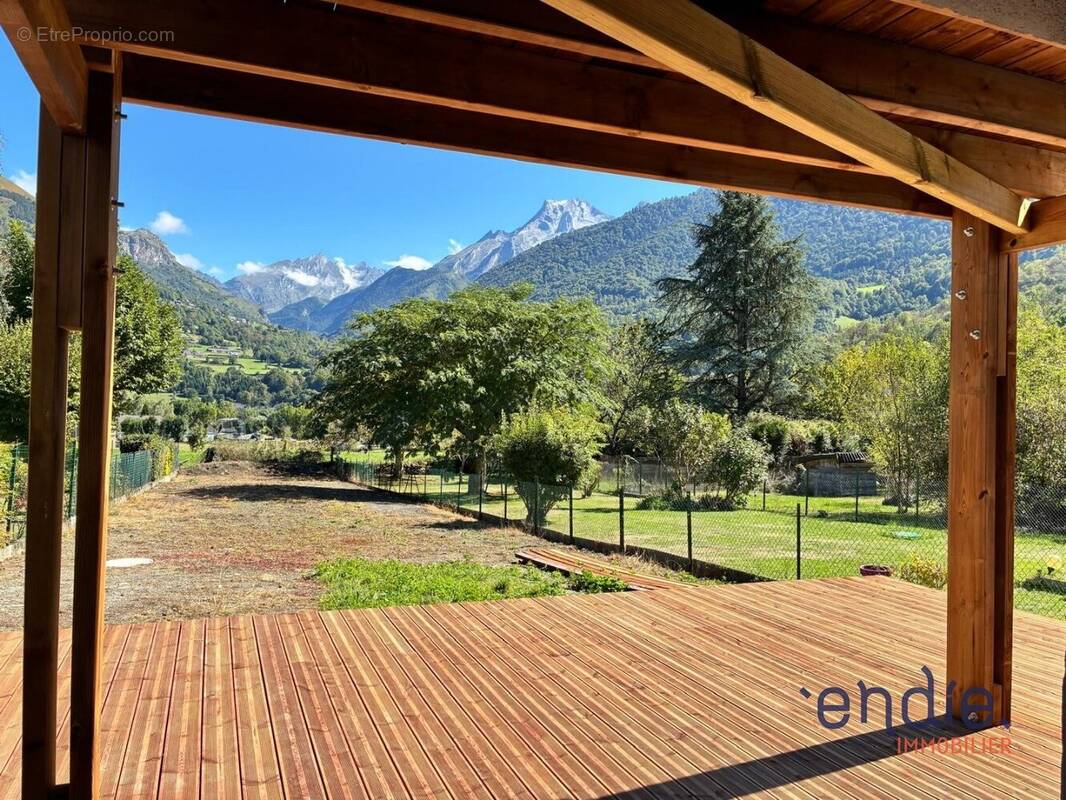 Appartement à LARUNS