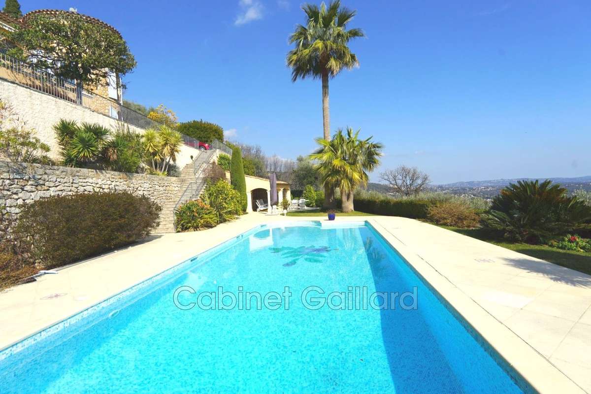 Maison à SPERACEDES