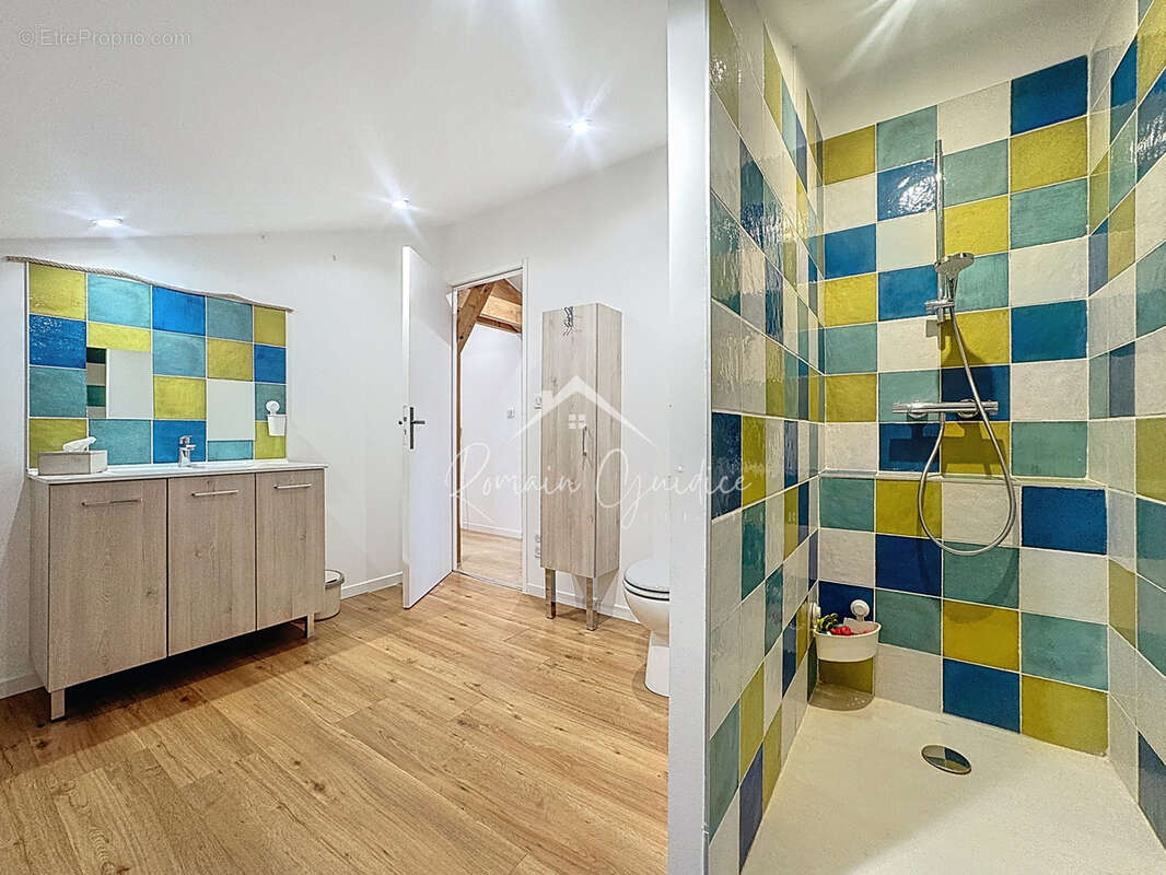 Loft en duplex 144 m2 avec deux places de parking - photo 16