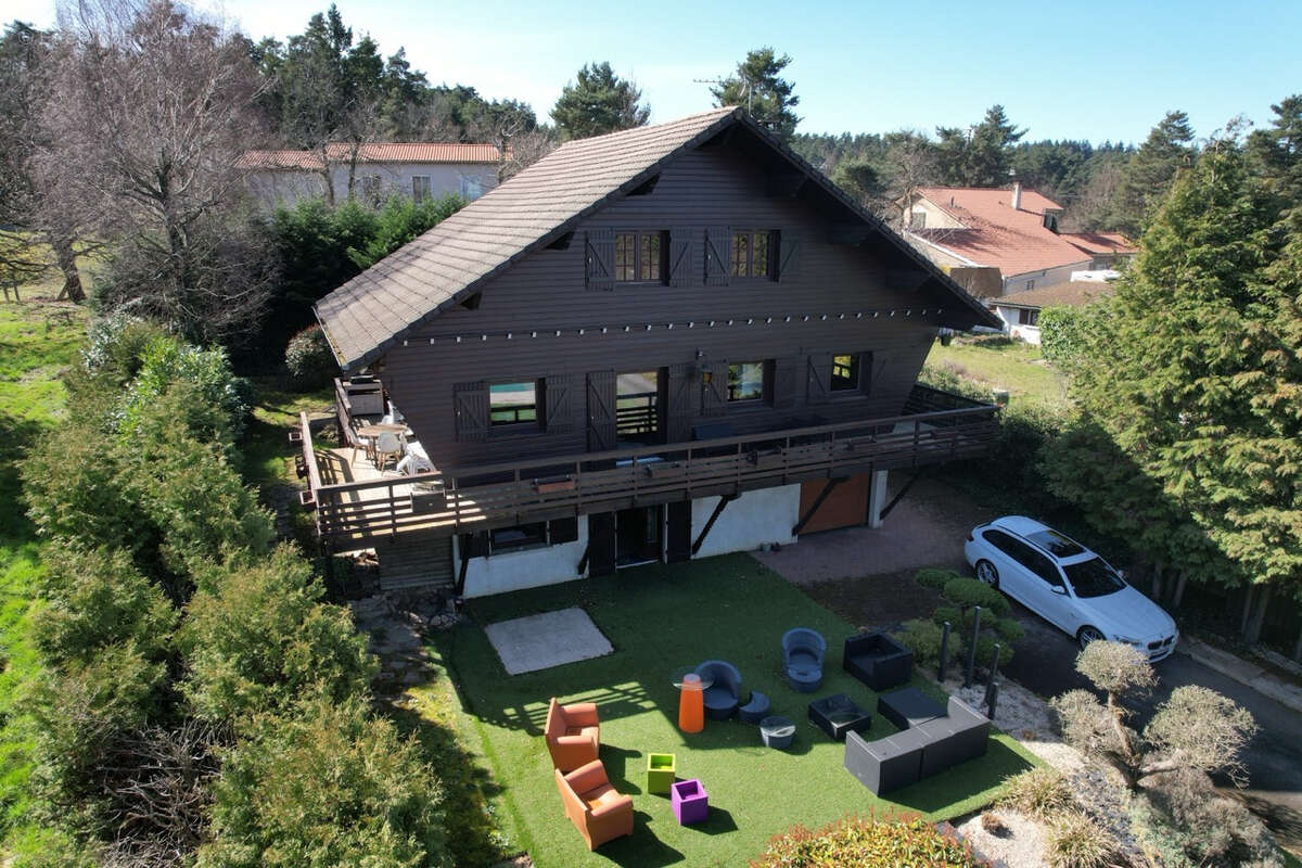 Maison à CHAMBLES