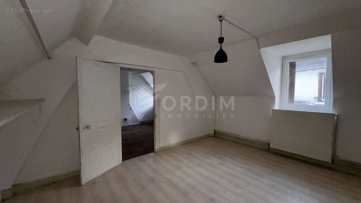 Maison à POUGUES-LES-EAUX