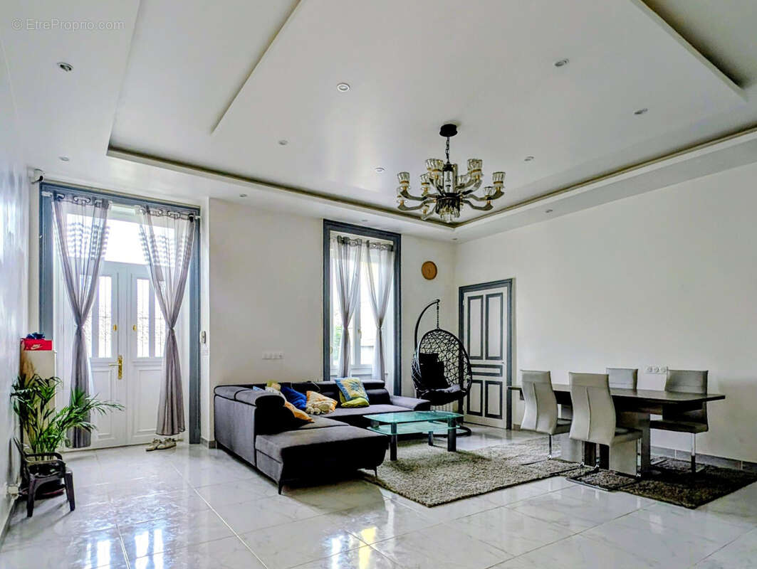 Maison à BOURG-EN-BRESSE