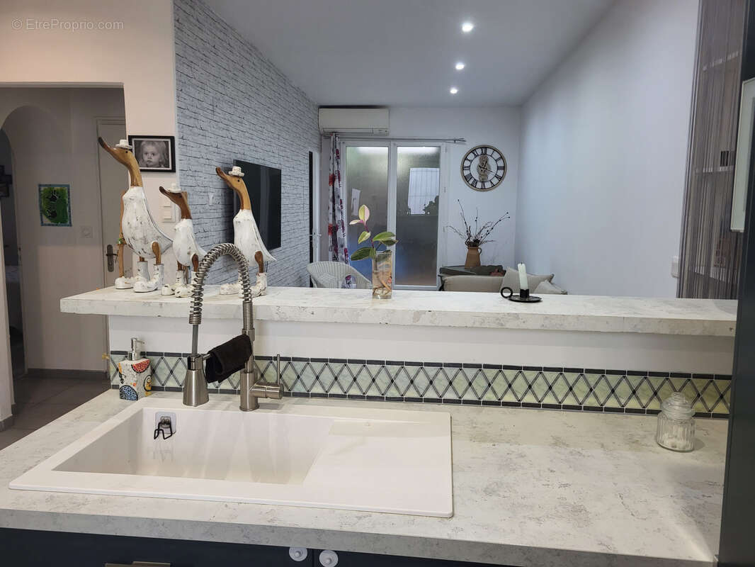 Appartement à SAINT-MARTIN-DE-CRAU