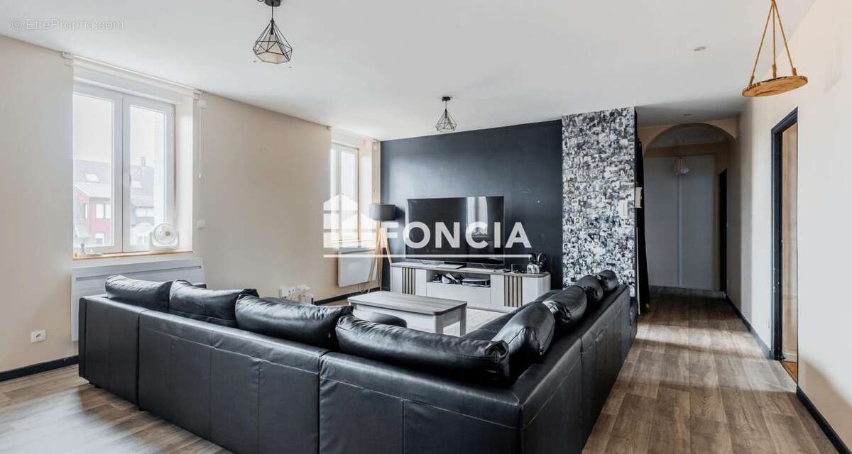 Appartement à AMNEVILLE