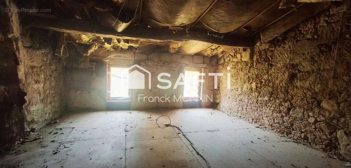 Maison 105 m² à Cezac  - photo 9