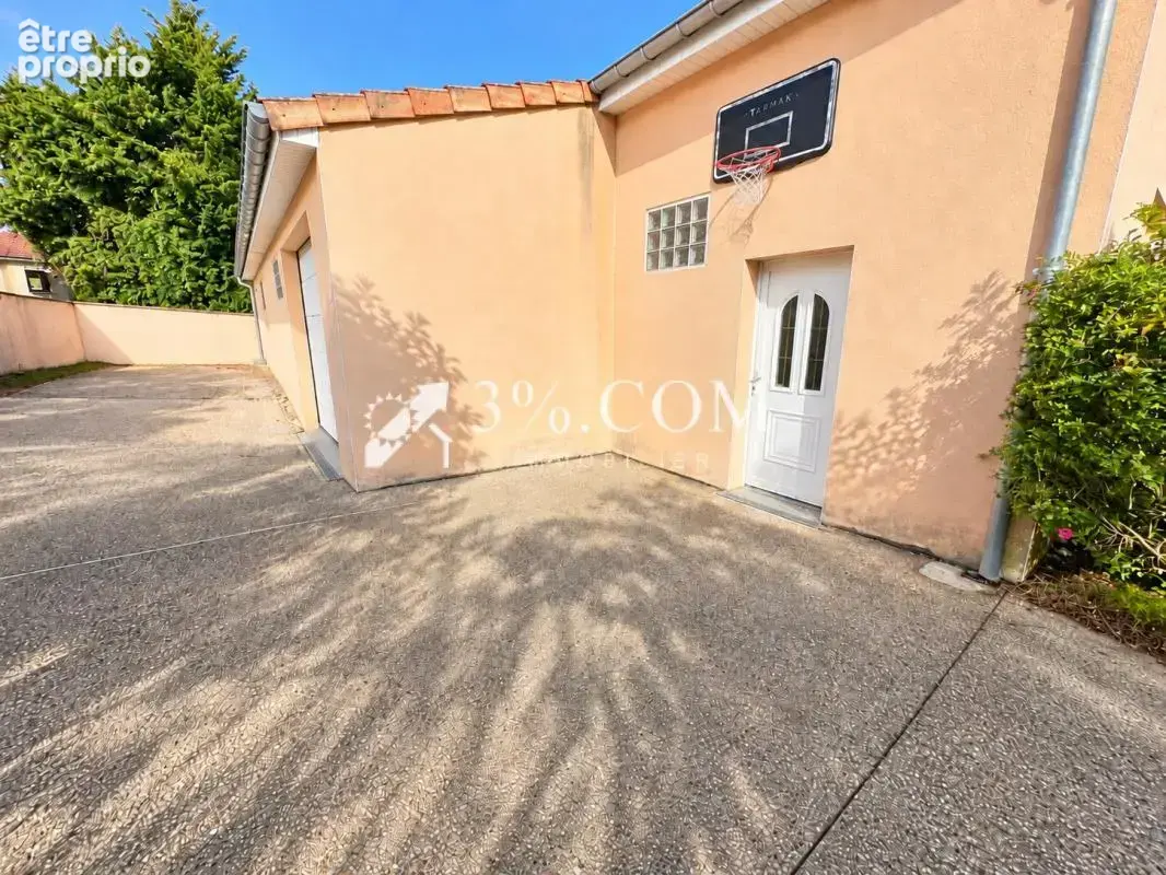 Villa - 183 m2 - 5 chambres - dependance/garage 100 m2 - jar - photo 16