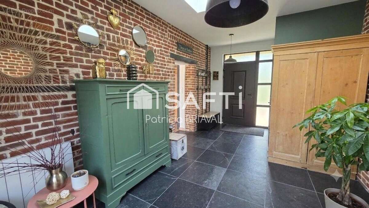 Maison 273 m² à Haute-Avesnes  - photo 5