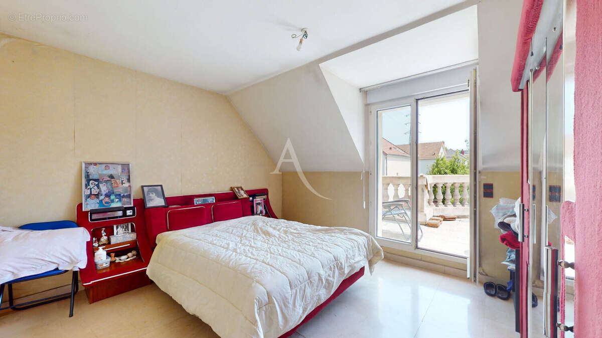 Maison à ROSNY-SOUS-BOIS