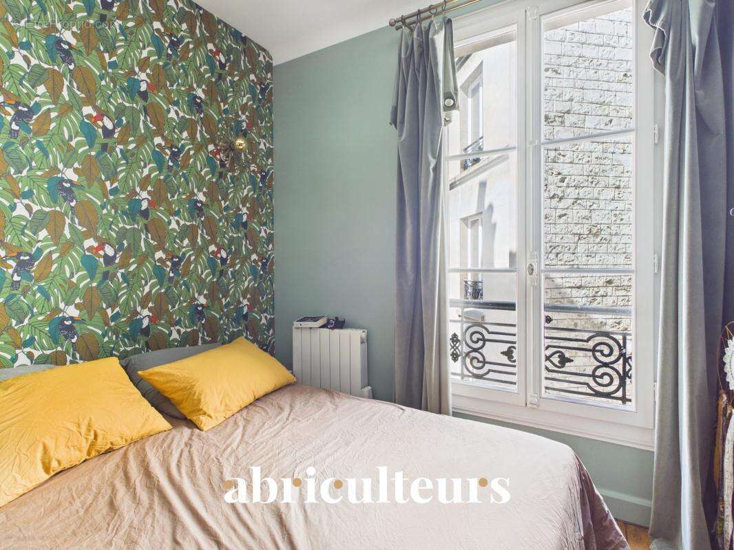 Appartement à PARIS-10E