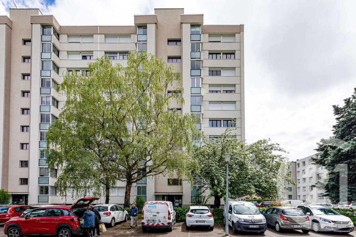 Appartement à ECHIROLLES
