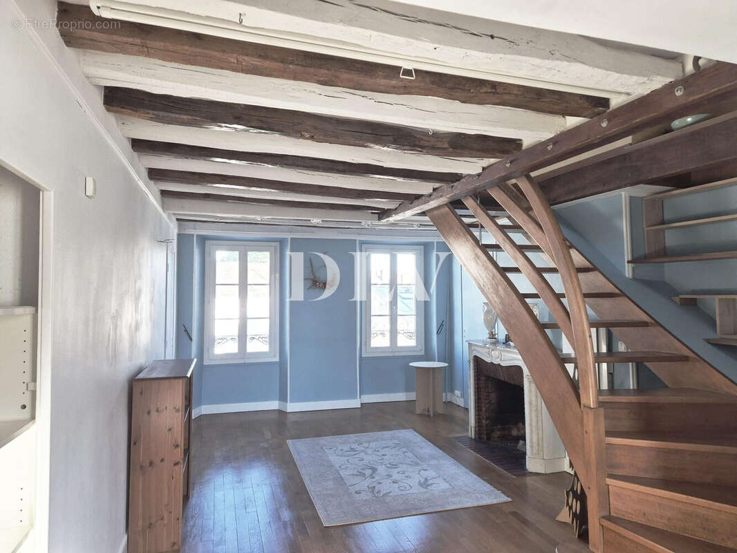 Appartement à FONTAINEBLEAU