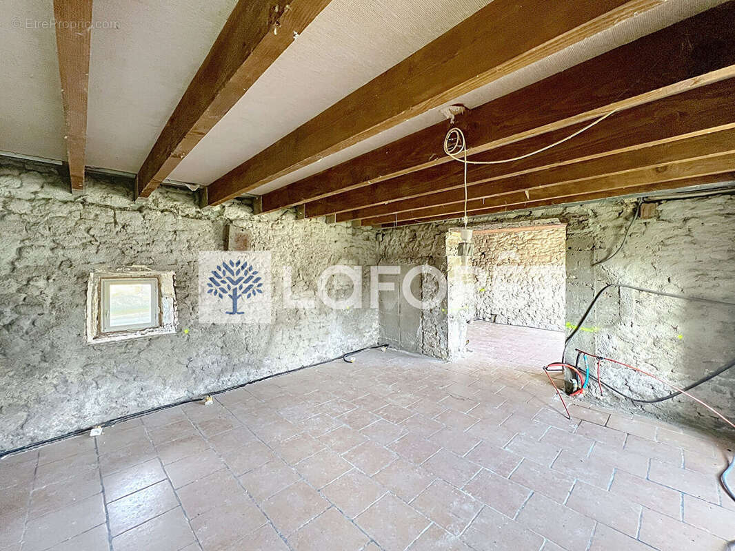 Maison en pierre à MONCONTOUR 86 - photo 3