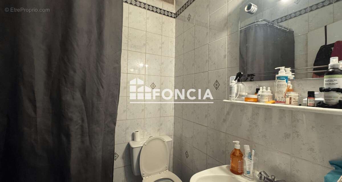 Appartement à LEVALLOIS-PERRET
