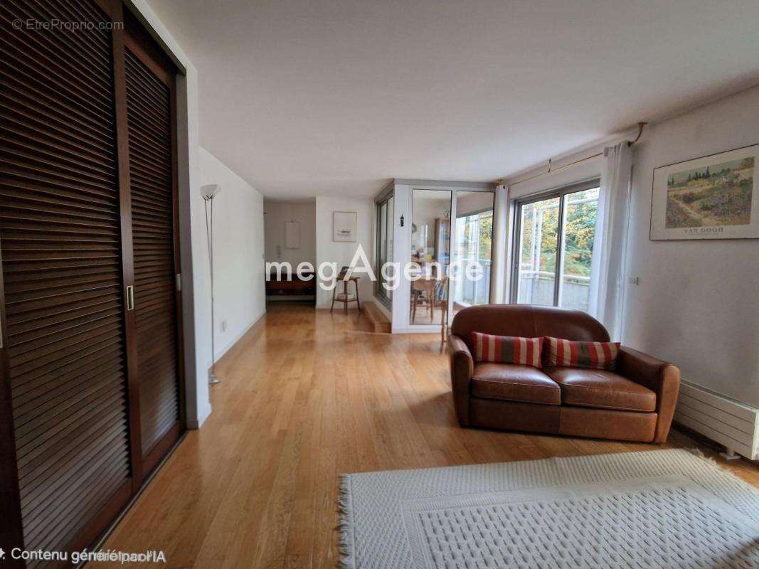 Appartement à PARIS-17E