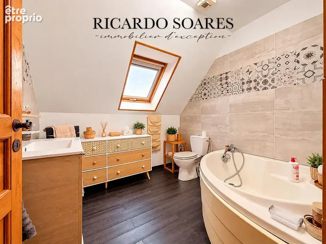 60700 pont-sainte-maxence (sarron) - maison familiale 7 pièces / 157 m2 au sol / 5 chambres / double garage / terrain 876 m² - photo 16