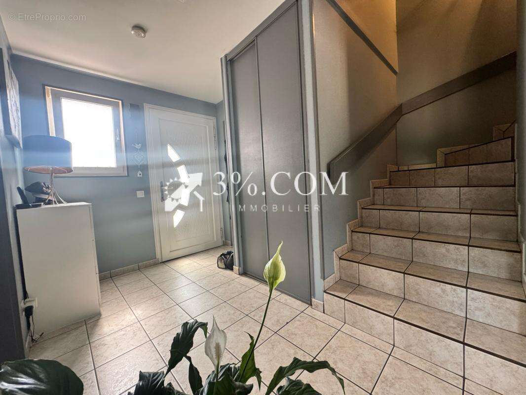 3%COM Jolie  maison mitoyenne 3 chambres et jardin - photo 10