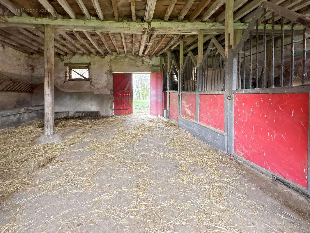 Maison à SAINT-JEAN-FROIDMENTEL