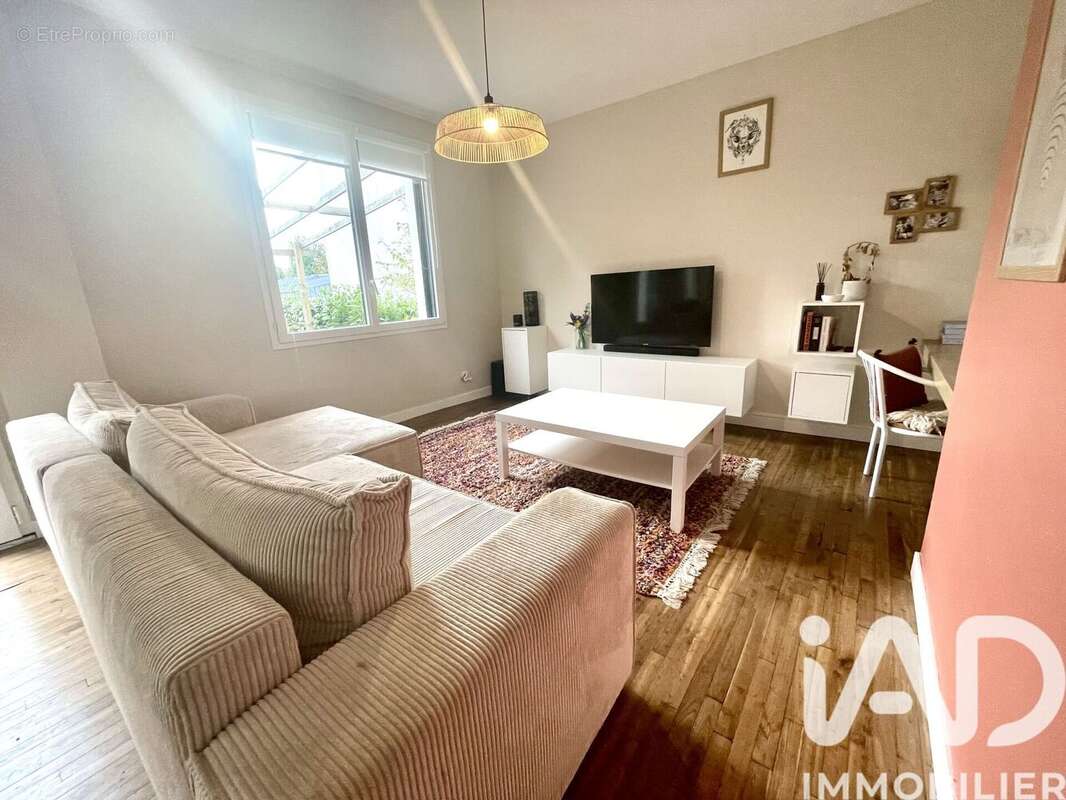 Photo 6 - Maison à LANDEVANT