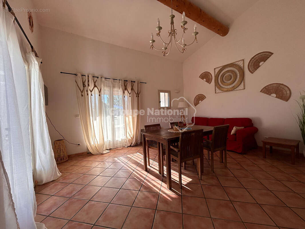 Maison à SAINTES-MARIES-DE-LA-MER