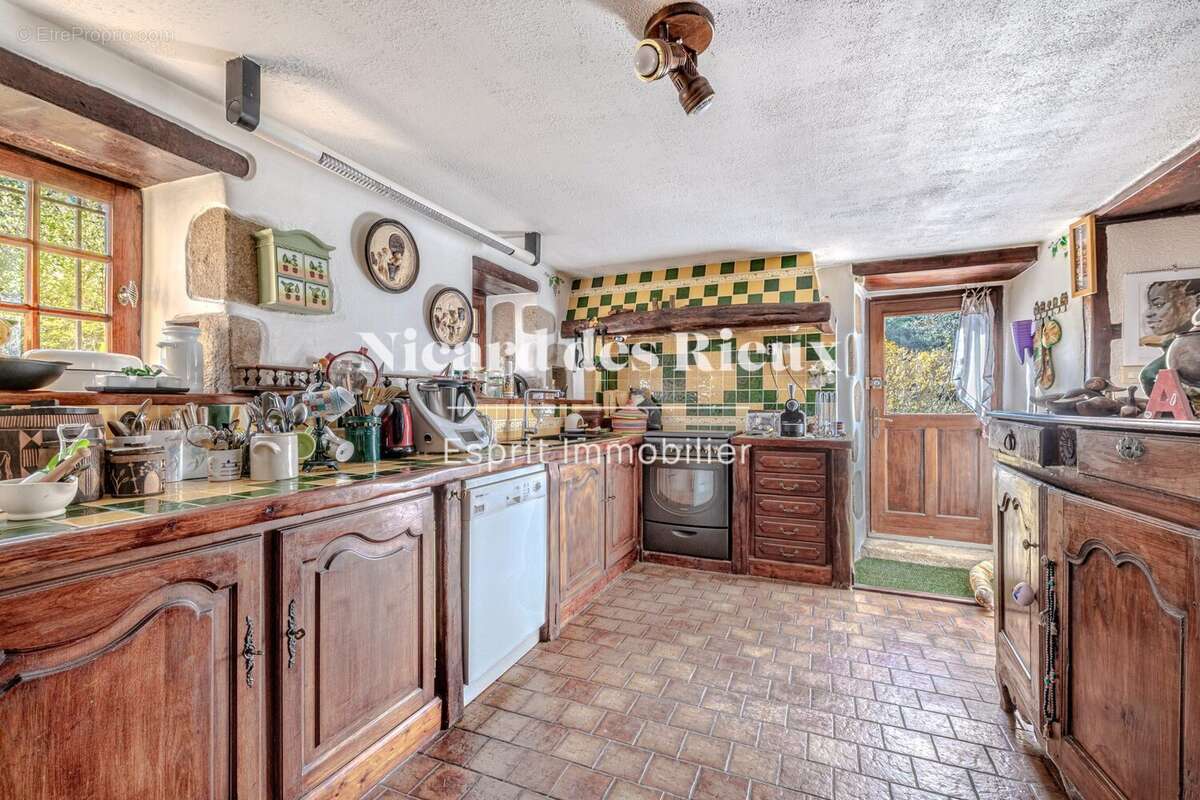 Maison à MONTBOUCHER