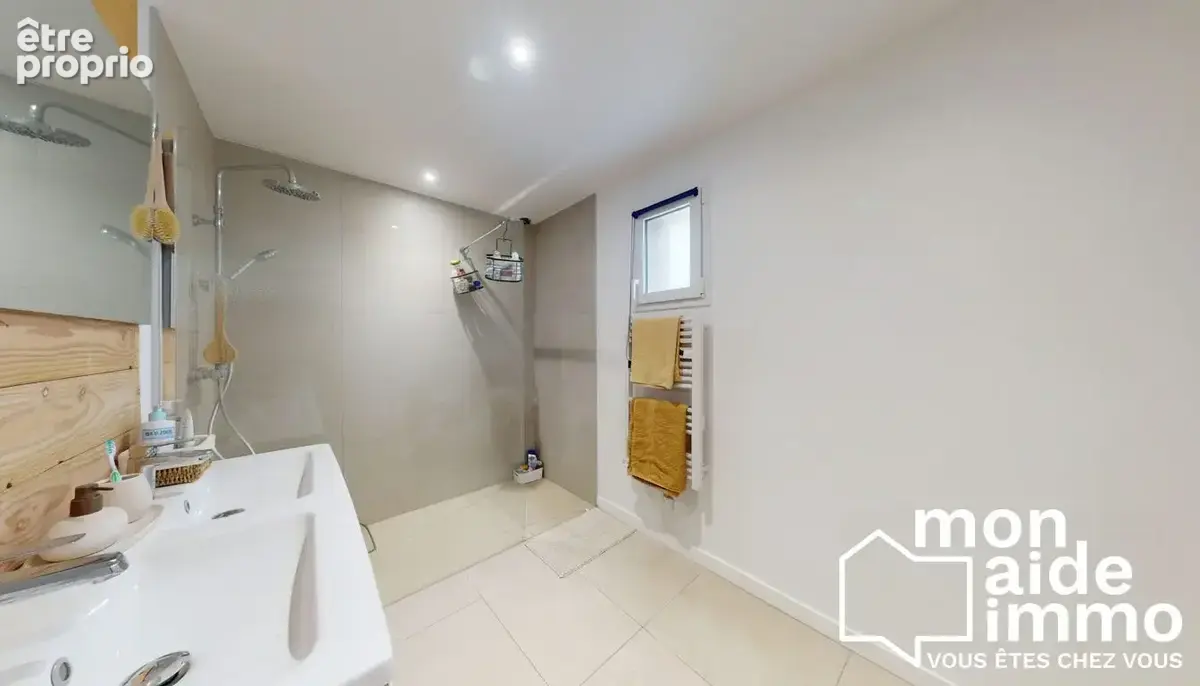 Maison 6 pièces 165 m² à vendre à Saint-Germain-Du-Puch (33750) - photo 8